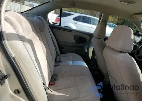 1998 Oldsmobile Cutlass z USA, uszkodzony, nr VIN 1G3NB52M1W6302867